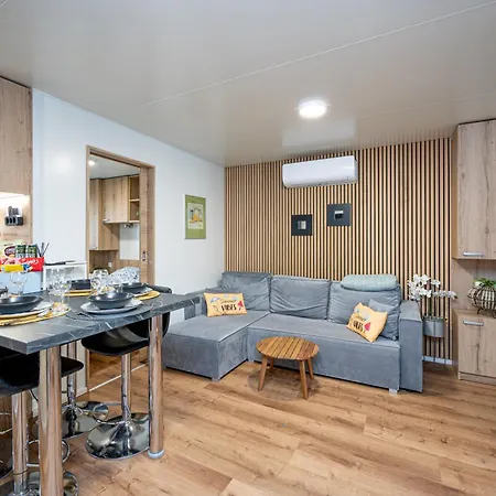 Διαμέρισμα With Parking Space Sveti Filip I Jakov, Biograd - 25207 Sveti Filip i Jakov